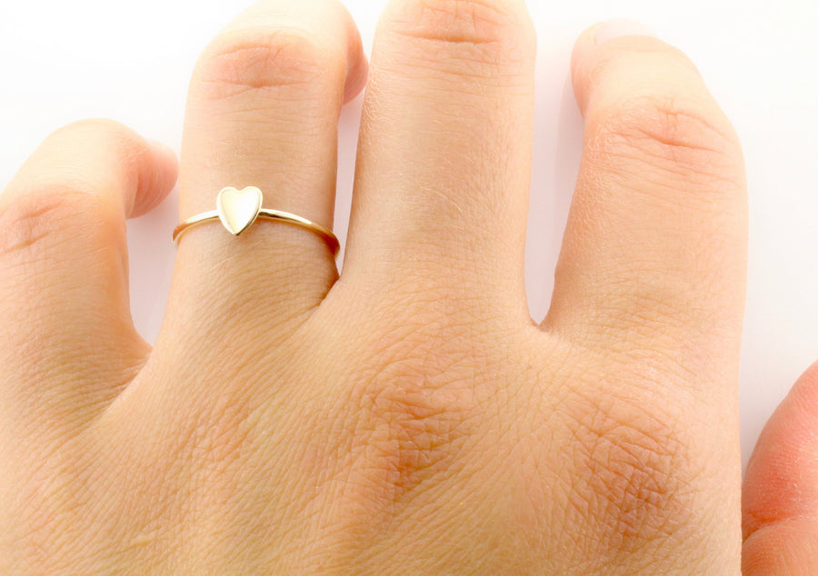 Large Grooved Heart Ring – Sarah Hendler